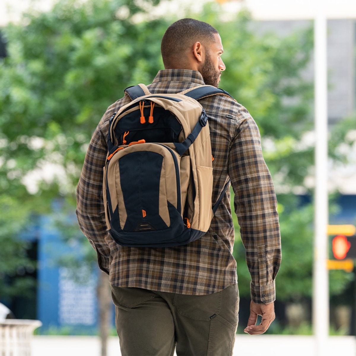 5.11 COVRT™ 18 2.0 COYOTE/DARK BLUE BACKPACK 32L (56634) - immagine 9