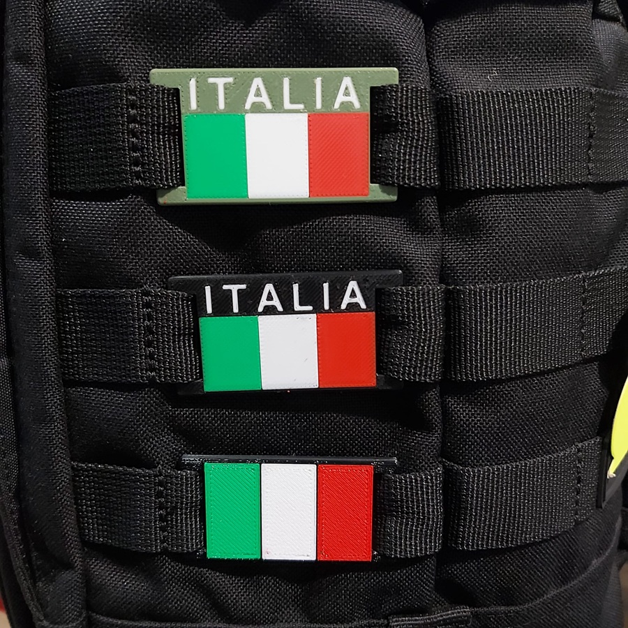 Bandierina Italia su piastrina di plastica MOLLE compatibile- 6 x 3 cm - Image 3