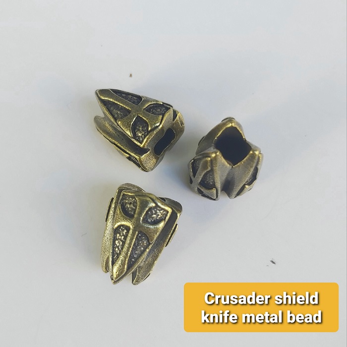 CRUSADER SHIELD METAL KNIFE BEAD