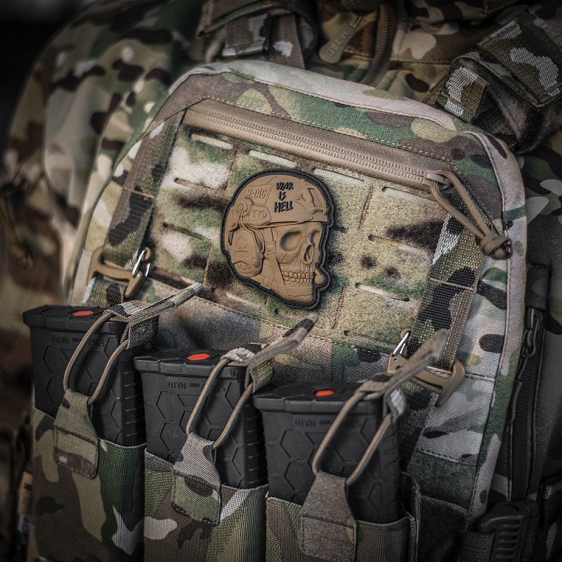 M-TAC "WAR IS HELL" PVC PATCH - immagine 2