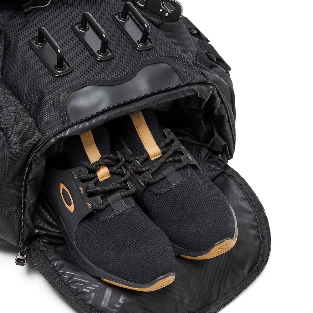 Oakley Kitchen Sink Black Backpack - 34 lt - Image 6