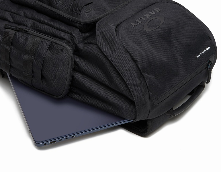 OAKLEY URBAN RUCK PACK BLACKOUT - 29,5 LITRI (FOS900293) - Image 4