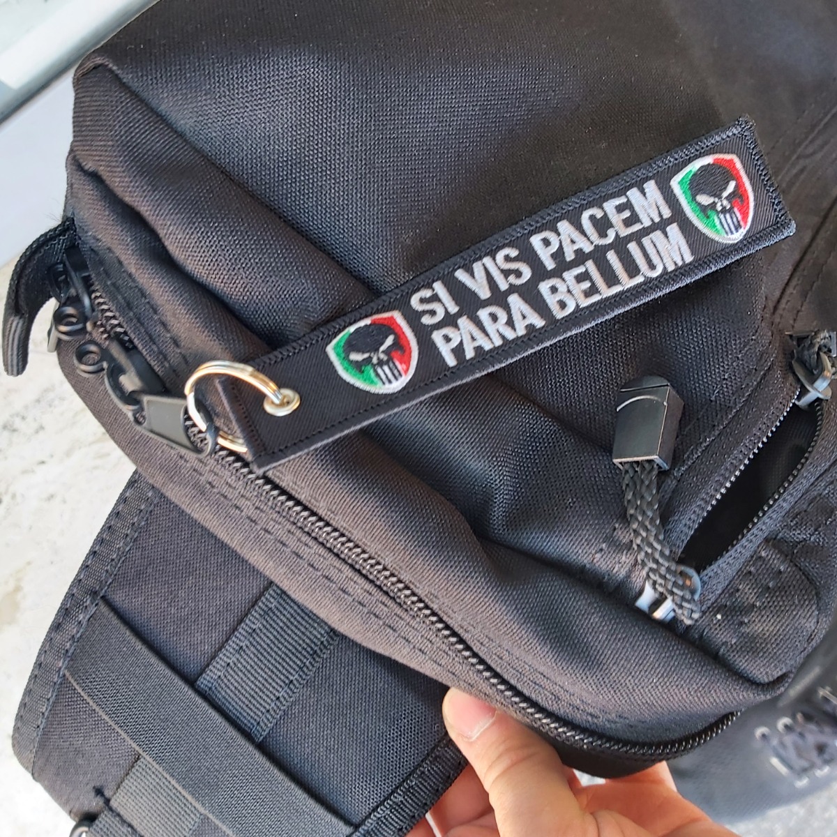 SI VIS PACEM PARABELLUM keychain - portachiavi con stesso ricamo su ambo i lati - Image 3