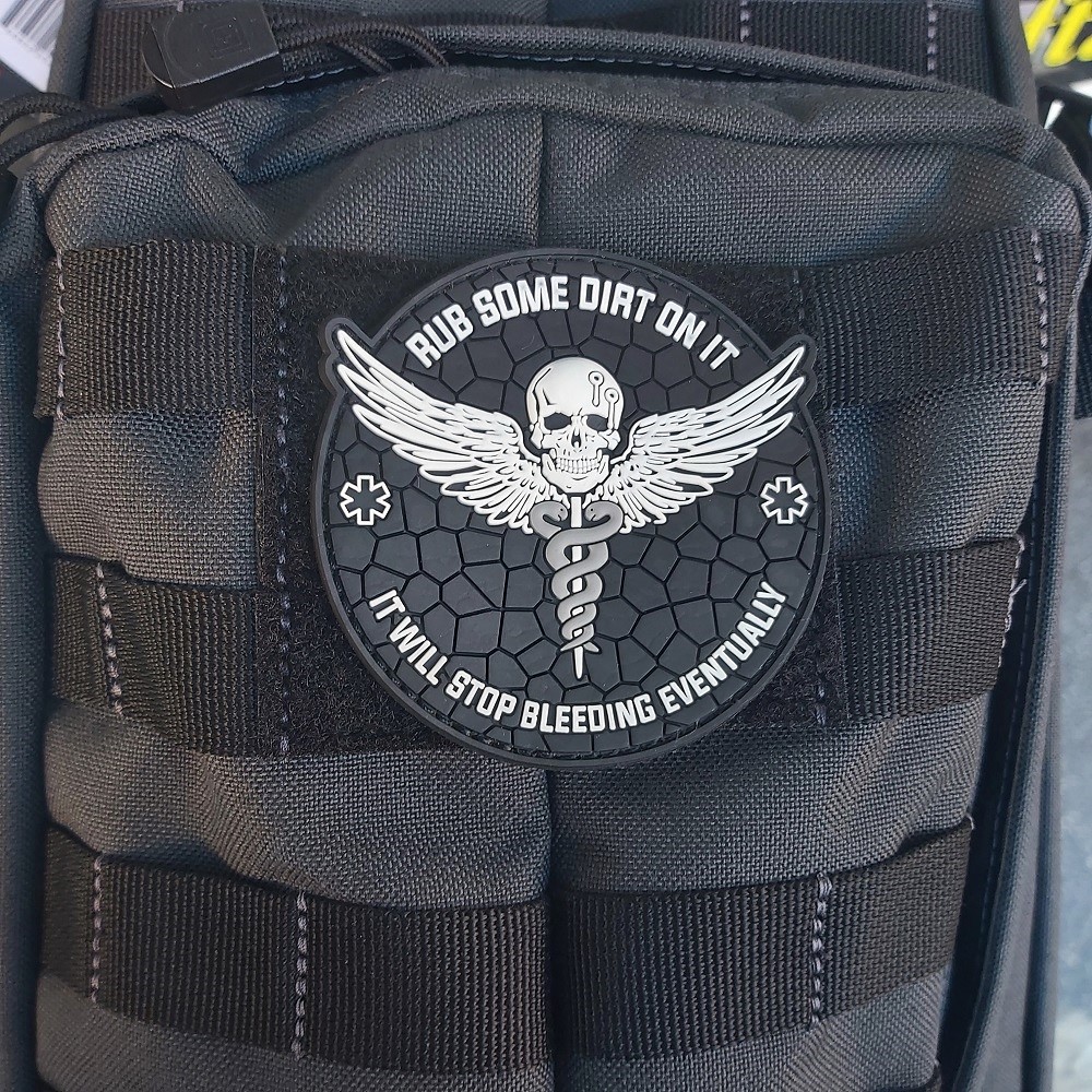 STOP BLEEDING PVC PATCH BLACK - immagine 3