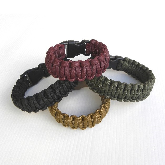 Survival Bracelet 4 cordini centrali