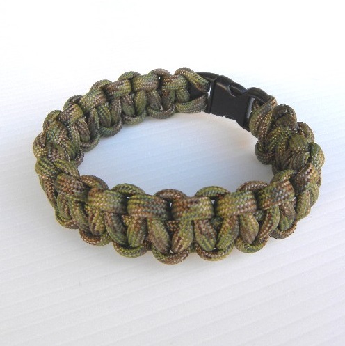 Survival bracelet Multi camo